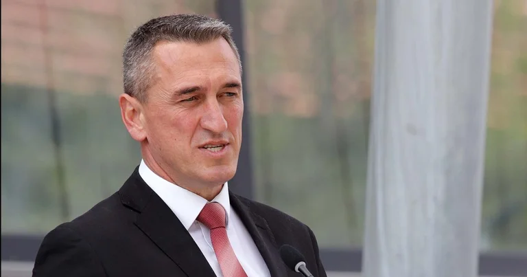 Rashiq: Tingëllon paradoksale, por unë dhe familja ime më të sigurtë jemi në Kosovë se në Serbi