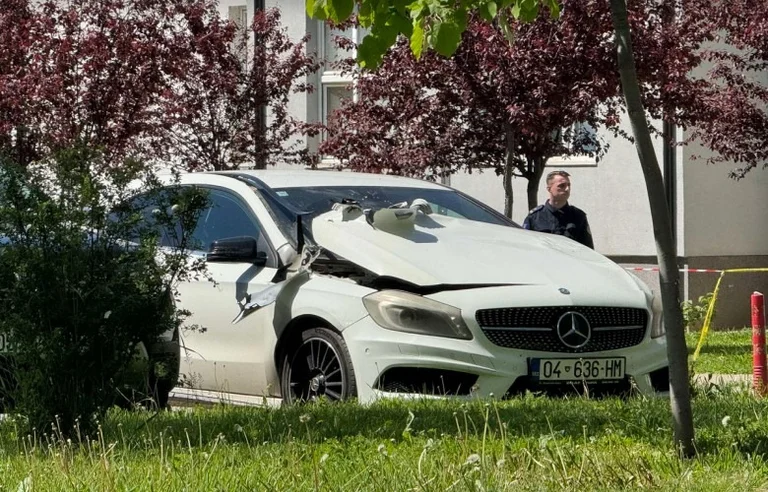 Dessa är fångarna för KKUK-explosionen. Polisen tar vapen, droger och arsenal ammunition.