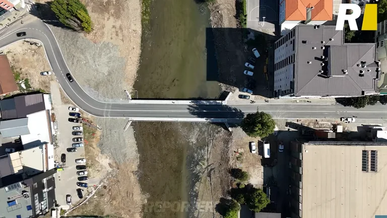 Après 3 millions pour deux ponts, MI récompense la même entreprise pour la construction d'une route dans le nord