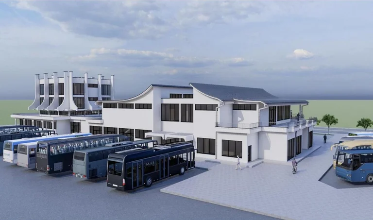 La transformation de la gare routière de Mitrovica commence demain Arian Tahiri découvre le projet