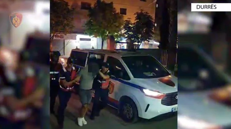 Kemény nyomású 15 éves, letartóztatott 33 éves Durres-ben.