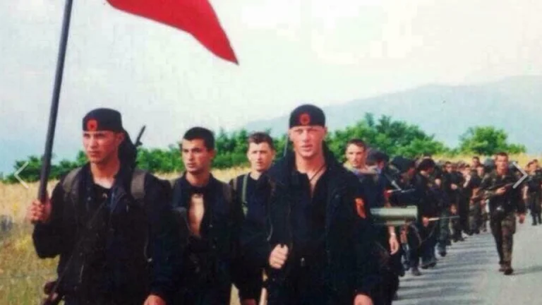 Veteranos se oponen al alto precio del traje honorario, Hyseni: Lo que fue ganado por sangre no se compra con dinero