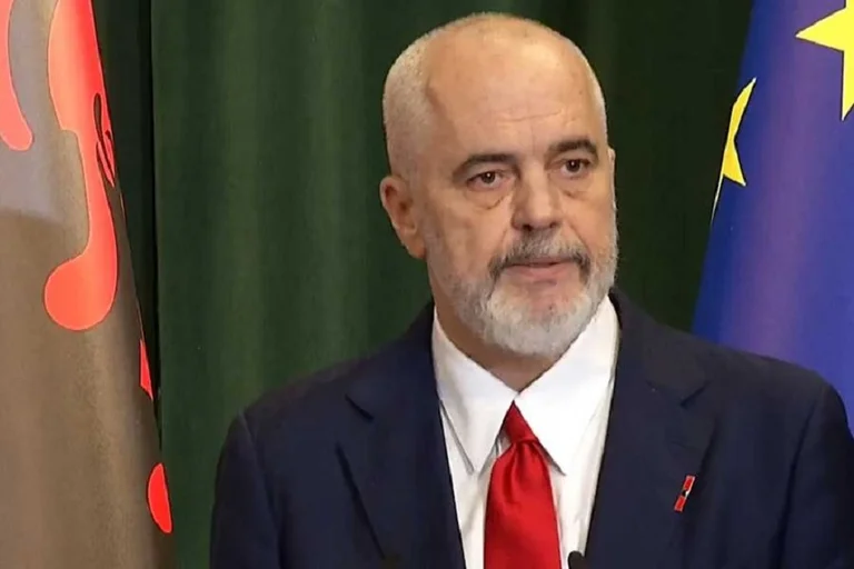 Rama i përgjigjet komentuesit: Ma jep votën më 11 maj, të jap pasaportën e BE-së