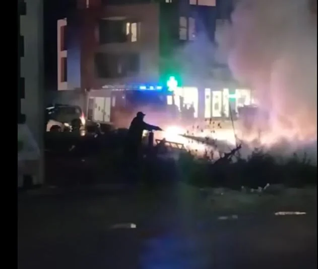 Foc unele cabluri electrice în Kline, interveni pompieri