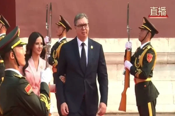 Vucinac na China: Croácia, Kosovo, Albânia estão estabelecendo aliança militar contra a Sérvia