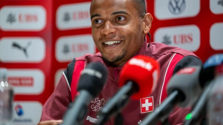 Akanji habla sobre enfrentar a Kosovo y elegir a Leon Avdu Dios para salir de Suiza