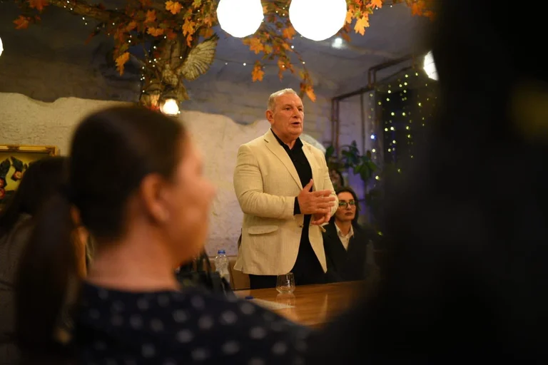 Shukri Buja meets Janjevo's wives: Their support motivates us for change in Lipjan