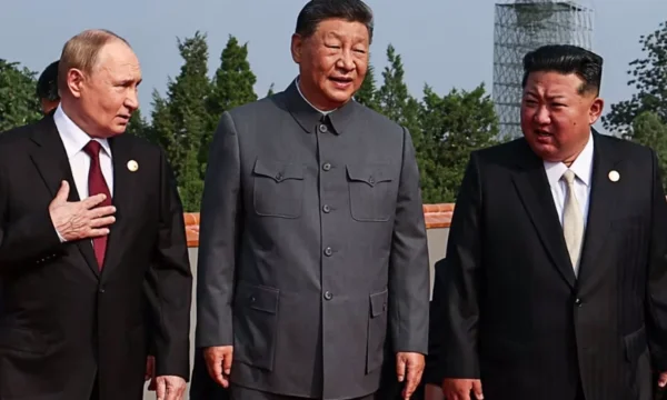 CNN: Xi, Putin, Kim se uniram em Beijing Parade para mostrar poder por líderes autoritários
