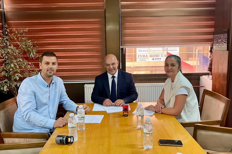 Gjakova Stadium's cover and lighting contracts signed