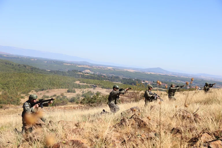 KSF implementează exerciţiul de teren “Ujku Shigeta”