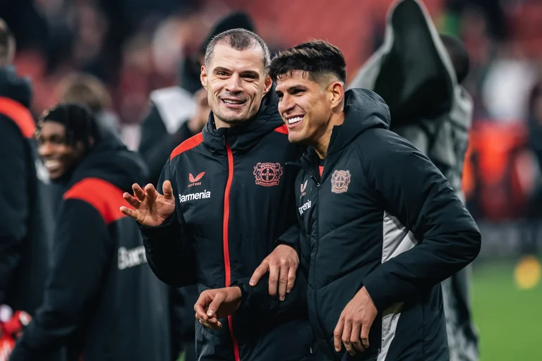 Hincapie onthult gesprek met Jaka over Arsenal