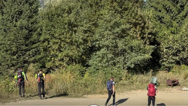 Sunt doi turişti străini care au fost pierduţi în Bjeshks şi Nemuna.