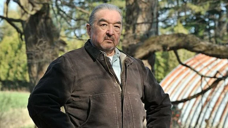 Actriz Graham Greene muere, estrella de serie