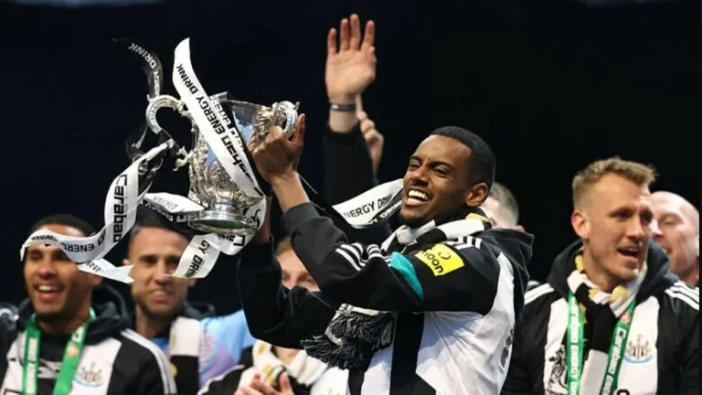 Newcastle bid farewell to Isaac: They didn't even say thank you “”, they ignored everything they did for the club.