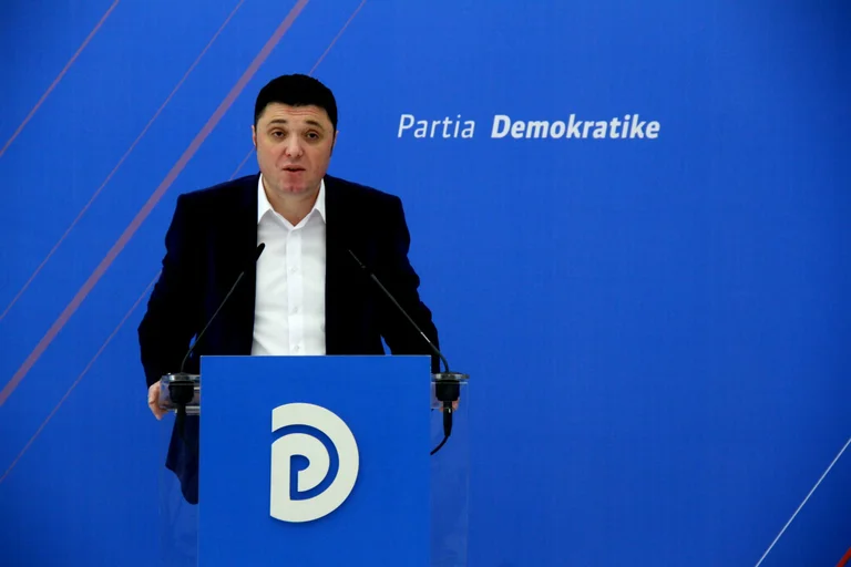 Kreshnik Colak nominiert Foreign Policy Adviser für Kosovo-Präsidentschaft