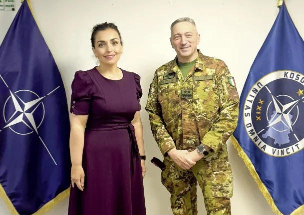 Osman trifft auf KFOR-Befehl: Gespräch über die Sicherheitslage in Kosovo