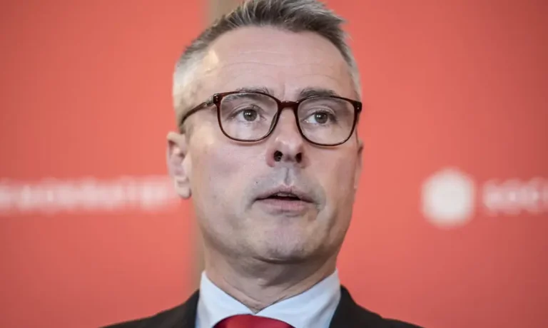 pornografia adottata con i bambini, ex ministro in Danimarca condannato a prigione