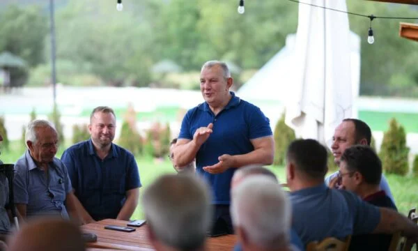 Shukri Buja möter Shala invånare: De vet att mitt ord är engagemang och att projekten för Shala kommer att läggas till.