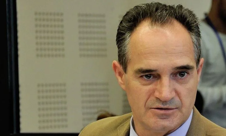 Edhe Nait Hasani dorëzon detyrën e ambasadorit në Shqipëri