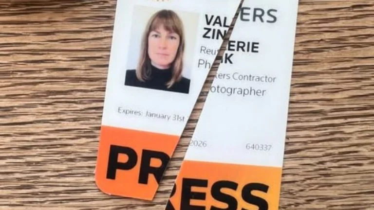 Reporter slutar arbeta i Reuters, säger nyhetsbyrån tjänar israelisk propaganda