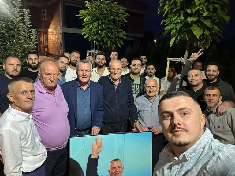 Imri Ahmeti bezoekt de familie van een Assembly kandidaat: De Lipjan die we bouwen en visie van de toekomst