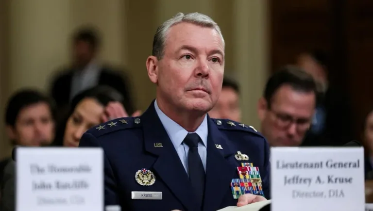 Pentagon afskediger efterretningschef