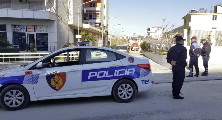 Kosovos 39-årige Tirana politi lancering undersøgelser