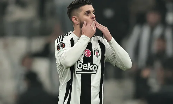 Gol de Rasica, Besiktasi em superioridade de Lausanne