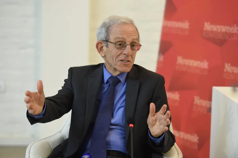 Serwer: Amerikanët po këmbëngulin që Asociacioni të bazohet në Kushtetutë – kjo s’ka ndodhur më herët