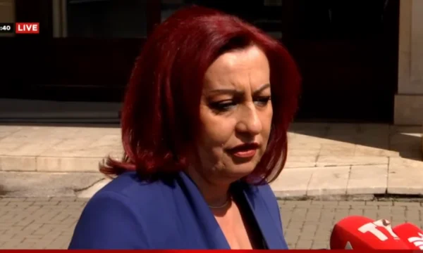 Rexhepi: Tanto quanto o Tribunal Constitucional permite, Albulen Haxhiun vai votar