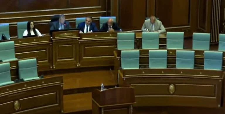 Доника Гервала се проваля, има право да бяга само два пъти.