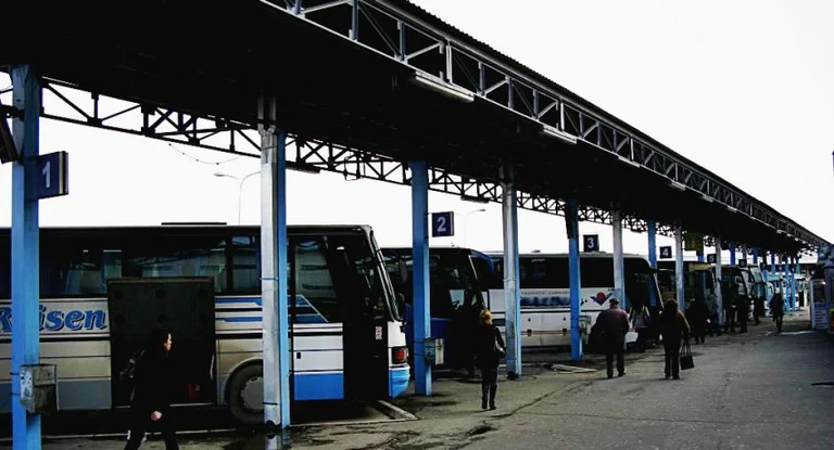Interdicţia de restaurare “Adam de Llap” astăzi transportatori de protest