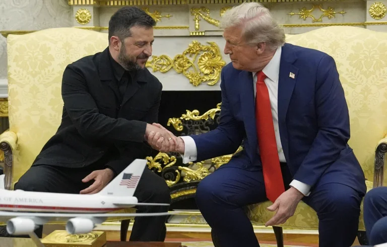 Έναρξη συνάντησης κλειστών θυρών Trump-Zelensky