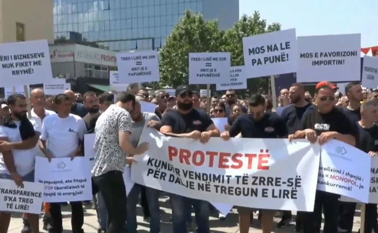 Kosova Business Connection keskin bir şekilde tepki veriyor: ZRRE keyfi kararlar yerli üretimi yok ediyor, ekonomi