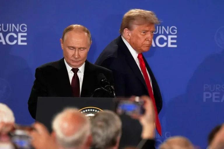 Efter at have mødt Putin glemte amerikanerne 8 sider dokumenter på hotellets printer