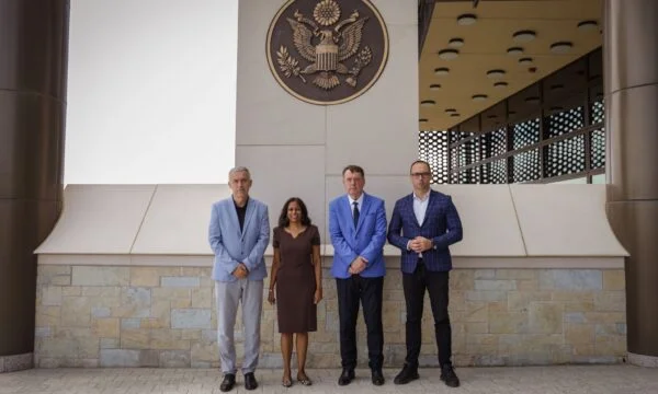 Prattipati encontra representantes da Lista Sérvia "%s" destaca envolvimento da comunidade sérvia nas instituições do Kosovo