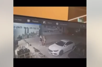 Três meninas milagrosamente escapar depois de impactar um pneu de caminhão em um supermercado Pristina