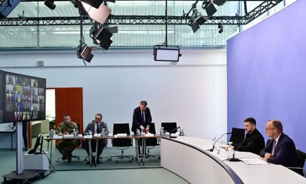 Trump berättade för europeiska ledare att förhandlingar om ukrainskt territorium, “ett Putin-Zelensky-möte kunde hända senare”