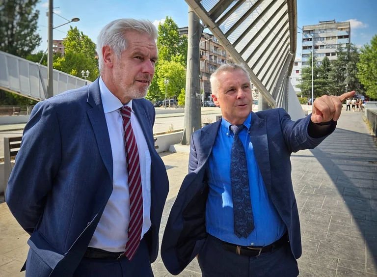 Fonctionnaire du gouvernement allemand: Respecter et appliquer la décision constitutionnelle