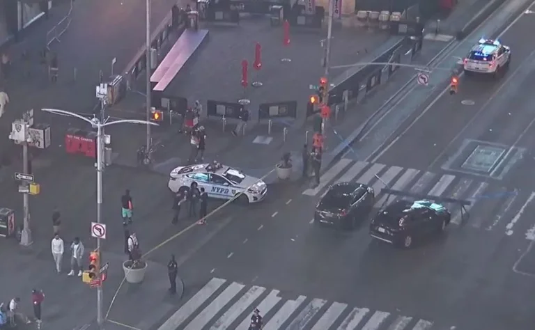 Times Square shooting, arrested 17-year-old