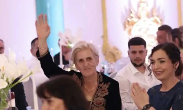 Fahrije Hoti ha sposato il ragazzo, frequenta il presidente Vjosa Osmani