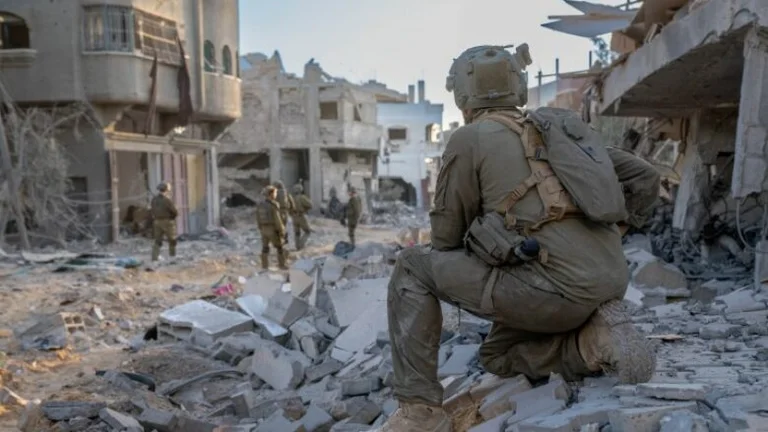 Comment l'invasion de Gaza devrait-elle durer cinq mois?