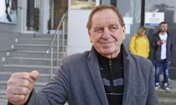 Aziz Salihu diagnosticado con enfermedad de Alzheimer