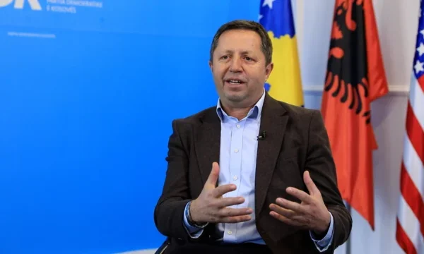Ancien ministre du MPB: Le Kosovo reste sans dieux