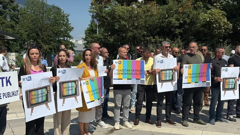 “RTK is the people, not the policy”, RTK employees protest wages and budget