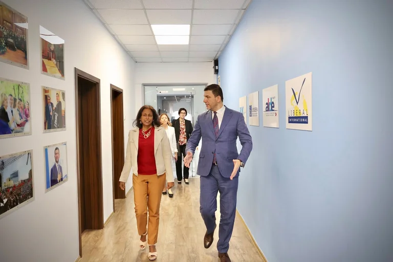Krasniqi at a meeting with Prattipati: Institutions to Be Founded As Before, Because Delays Harm State Function