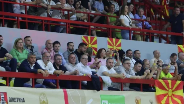 “ - Mazedonische Premierminister verurteilt anti-albanische Anrufe nach Kumanovo