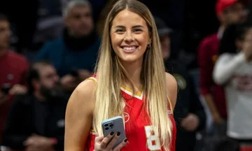 Serbischer Volleyball-Spieler Plas aus Wut nur weil ich Lipa mit Kosovo-Pass (FOTO) ausgestattet ist