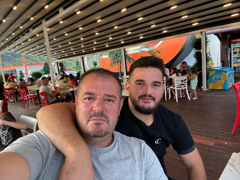 “Réponse familiale au décès de Pashrik Krasniqi au travail en Italie