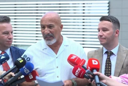 Comme en Corée du Nord, la dictature règne ici, voici l'avocat Plachan qui a rompu sa relation.